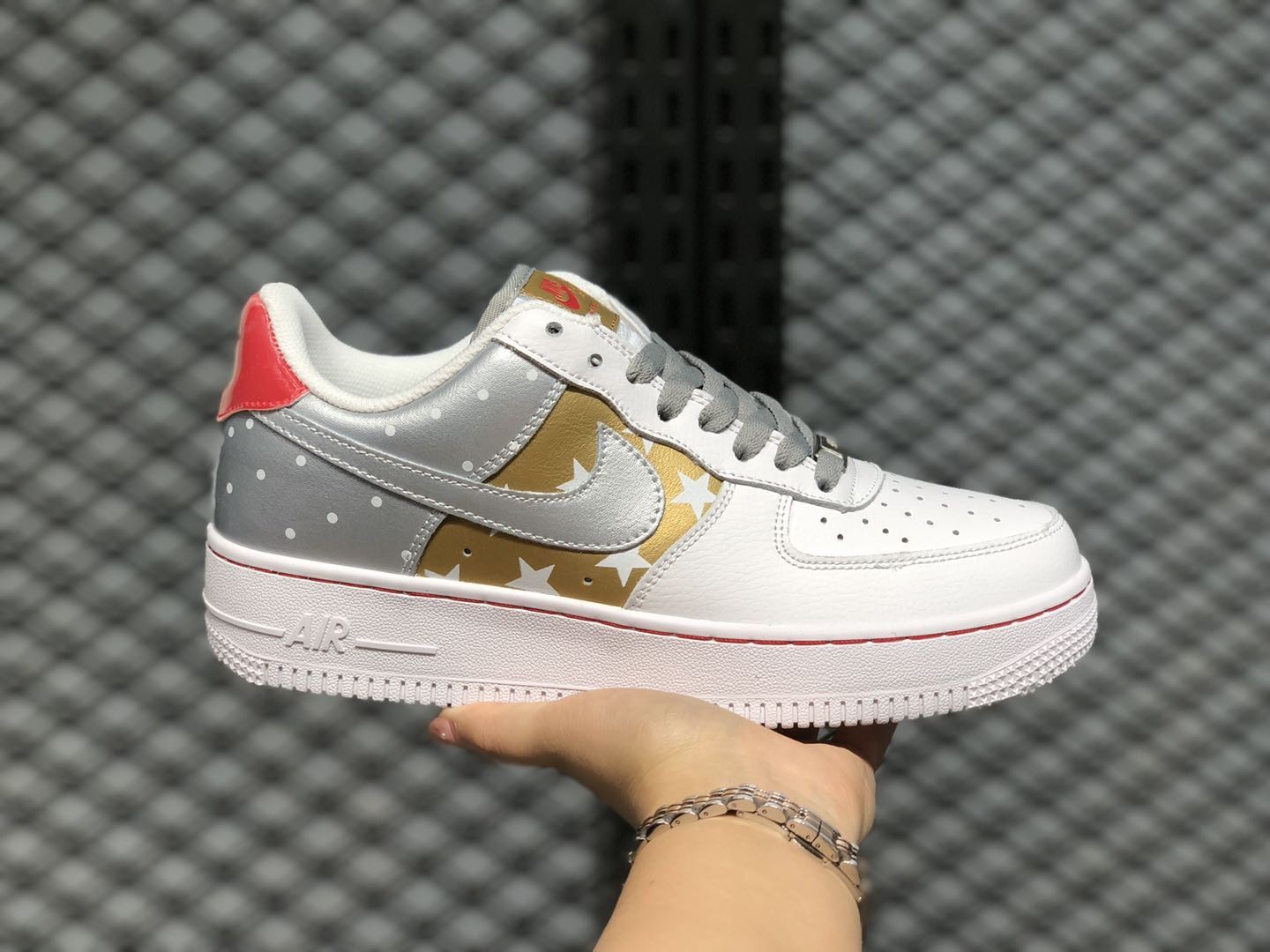 Nike Air Force 1 Low